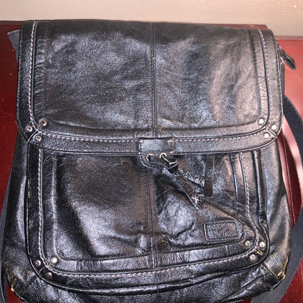 The Sak dual crossbody or back pack style.